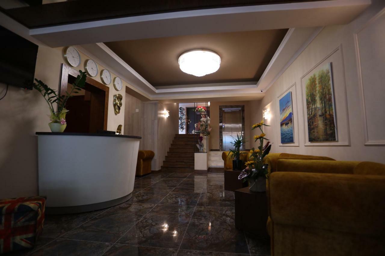 British Hotel Πόγραδετς Εξωτερικό φωτογραφία