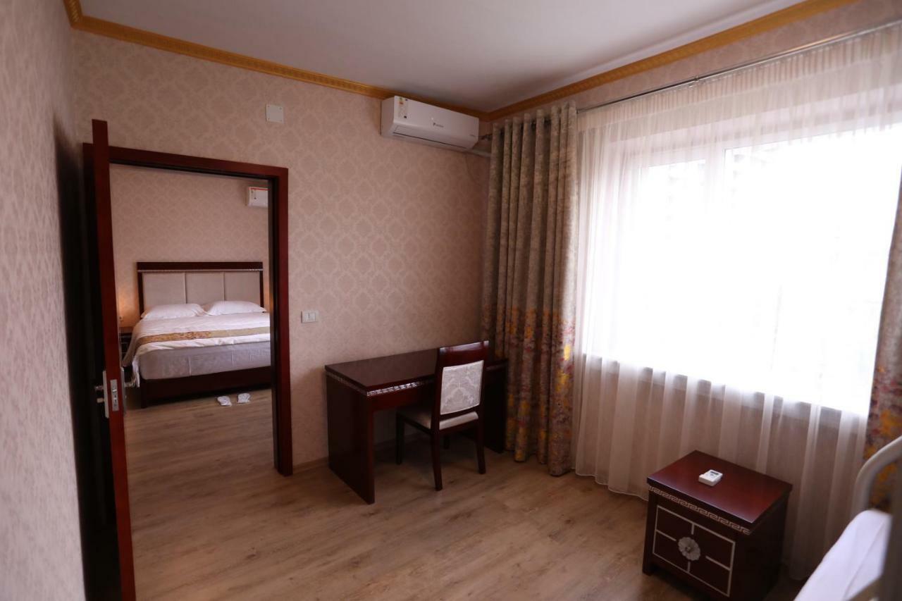 British Hotel Πόγραδετς Εξωτερικό φωτογραφία