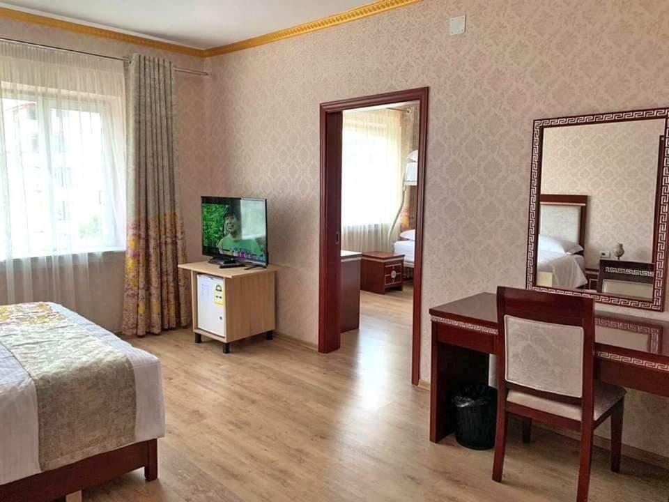 British Hotel Πόγραδετς Εξωτερικό φωτογραφία
